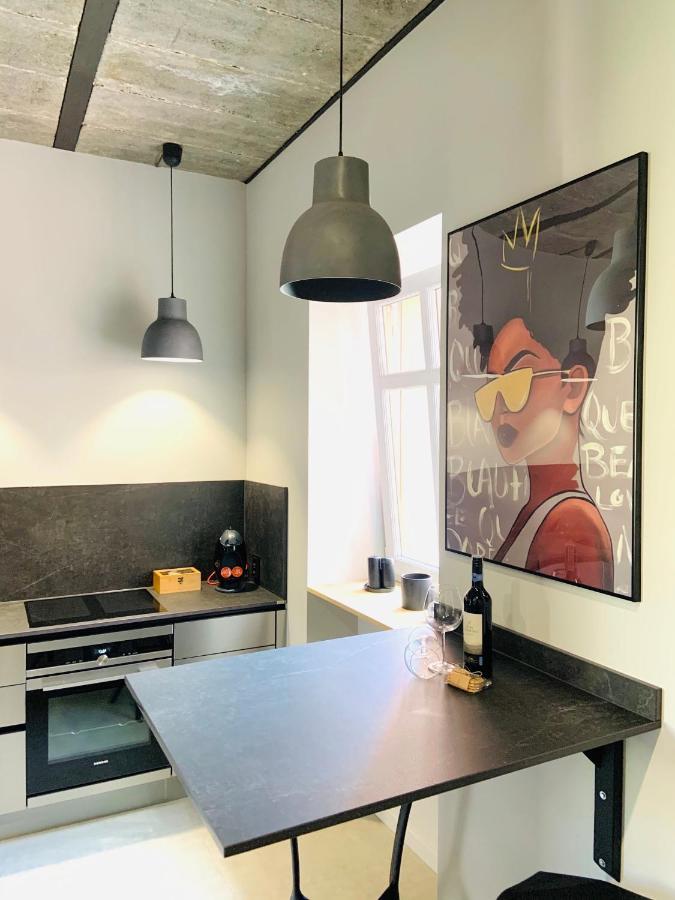 5 Star Apartments - Luxury & Comfort 耶莱尼亚古拉 外观 照片