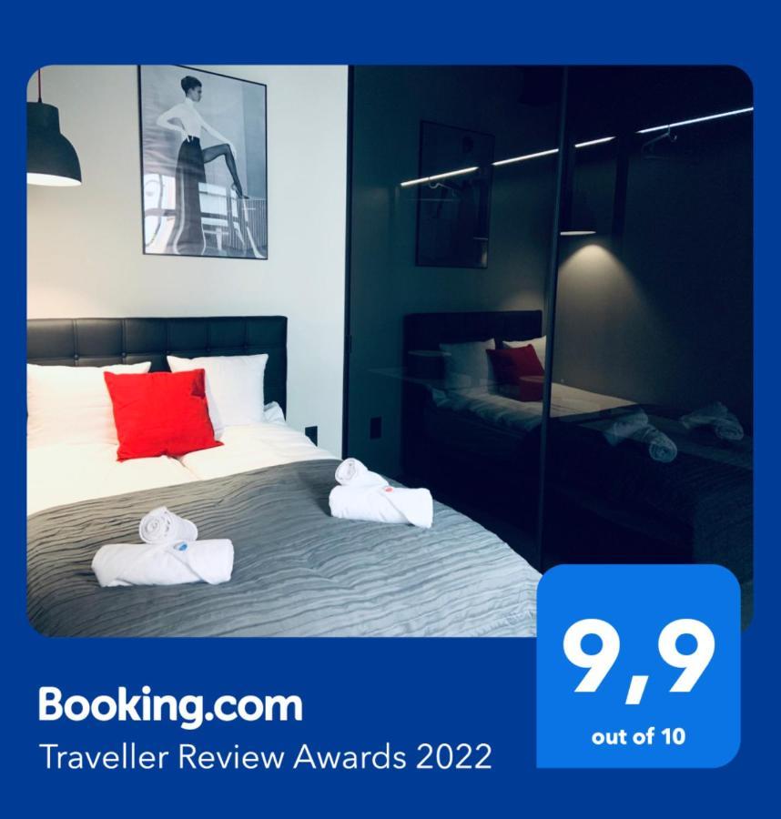 5 Star Apartments - Luxury & Comfort 耶莱尼亚古拉 外观 照片
