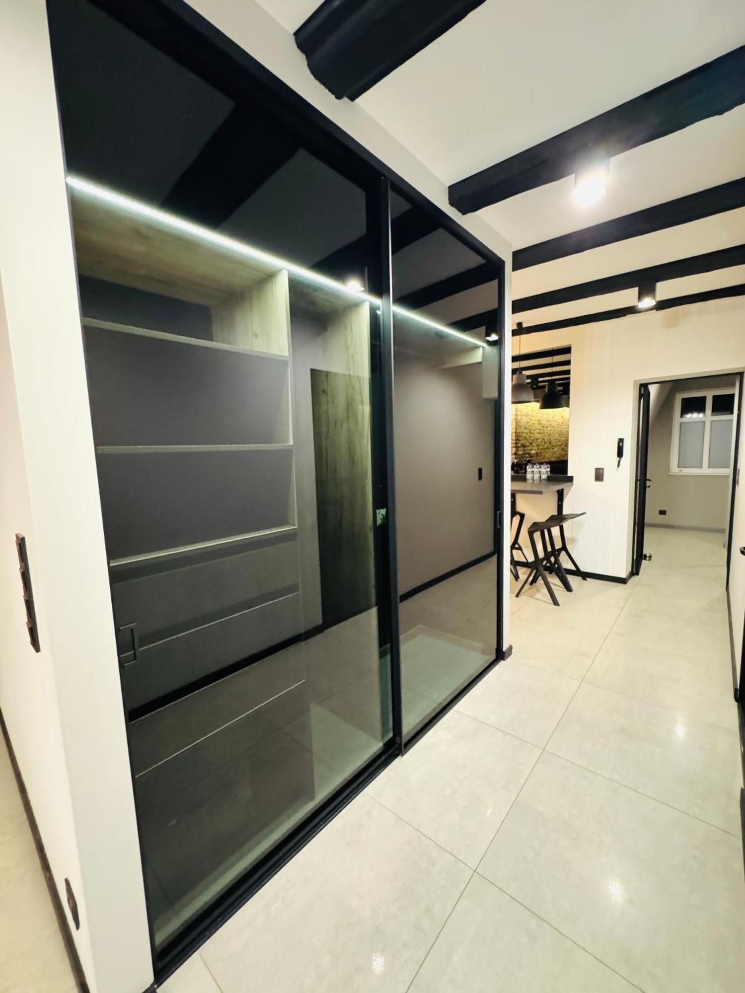 5 Star Apartments - Luxury & Comfort 耶莱尼亚古拉 外观 照片