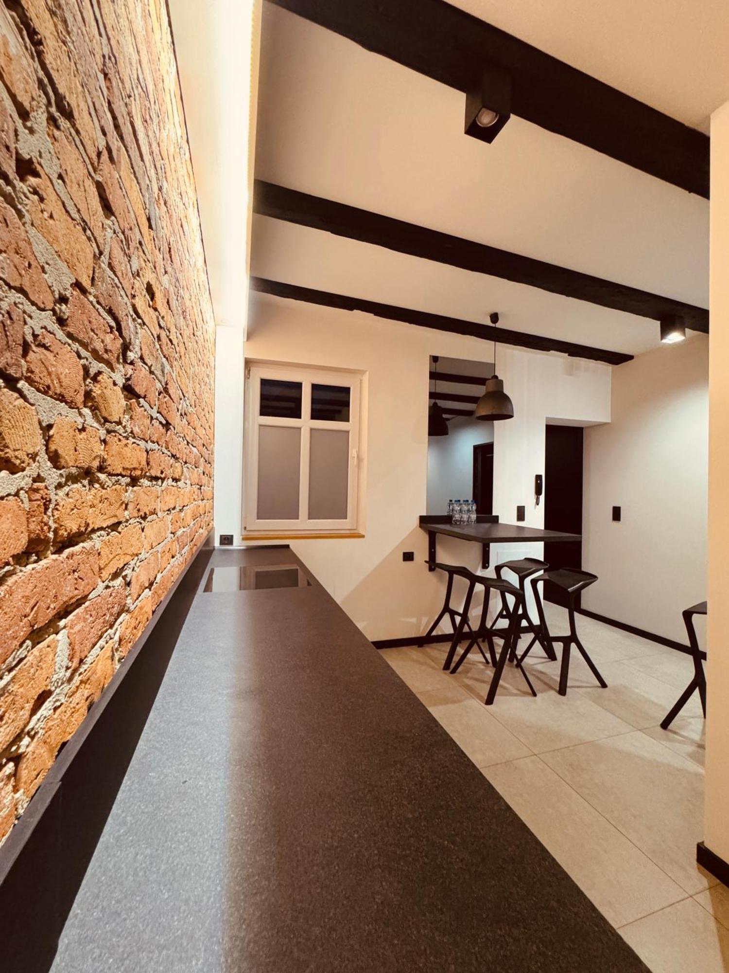 5 Star Apartments - Luxury & Comfort 耶莱尼亚古拉 外观 照片